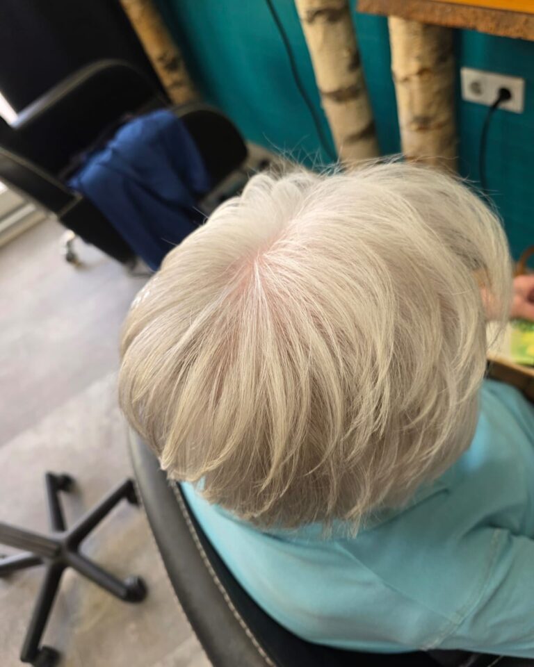 Instagram post from friseurparis. This post is in position 9.