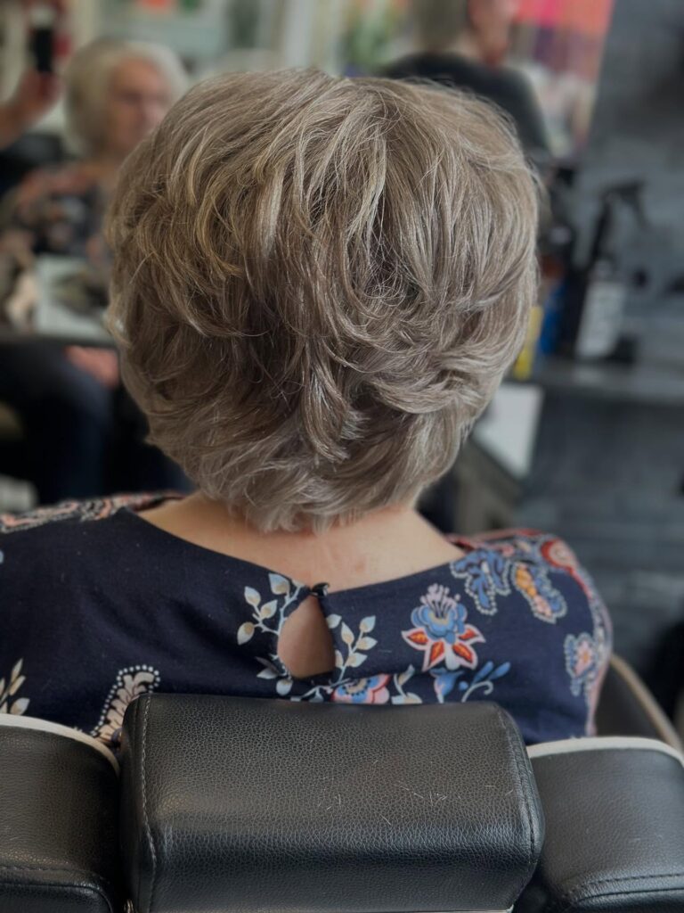 Instagram post from friseurparis. This post is in position 2.